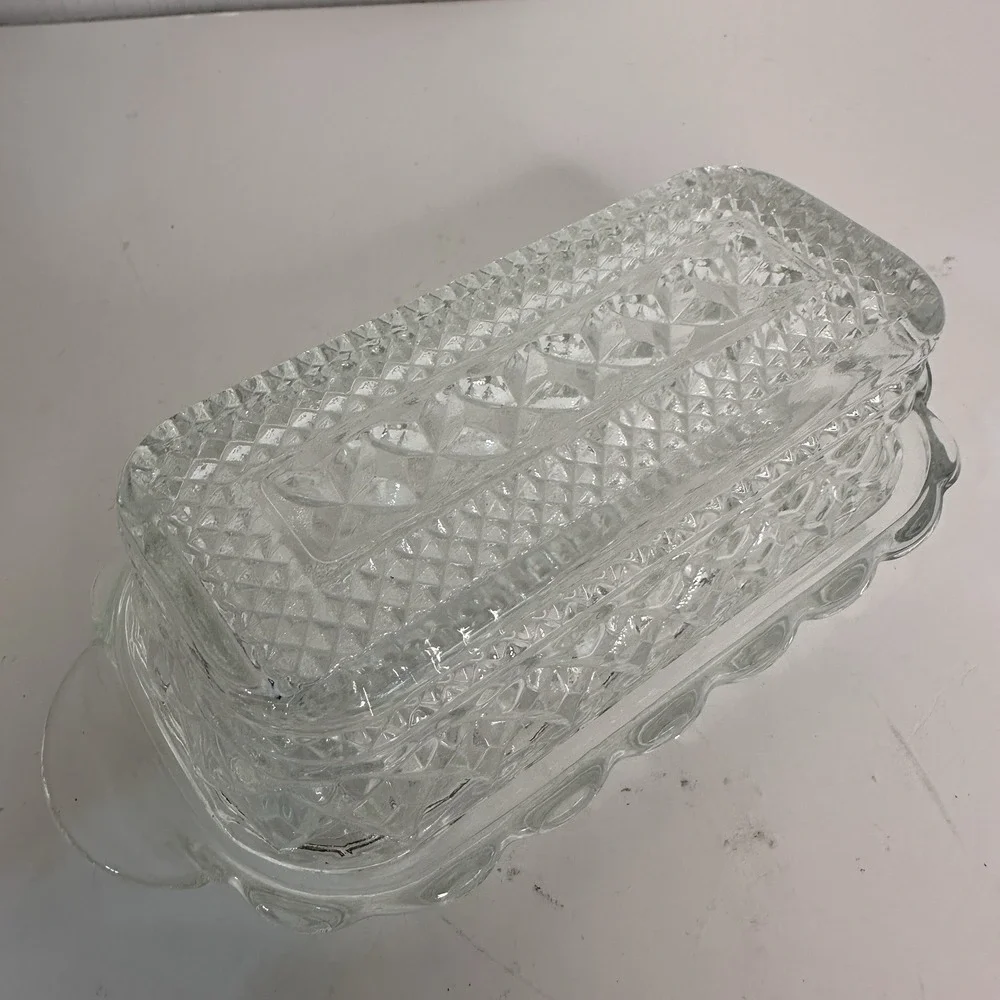 Clear‎ Pressed Glass Butter Dish Scalloped Covered Diamond Pattern Lid 2-Piece